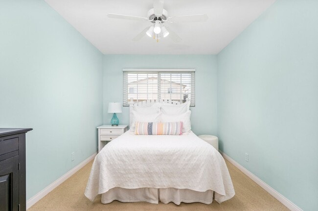 Building Photo - Bungalow In Huntington Beach