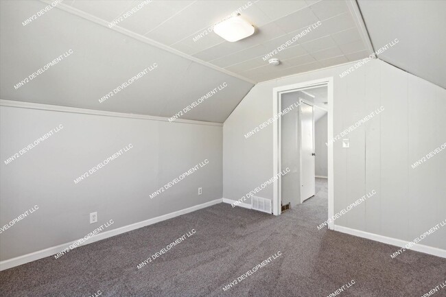 Building Photo - Charming 3-bedroom home on Lauren Ave. in ...