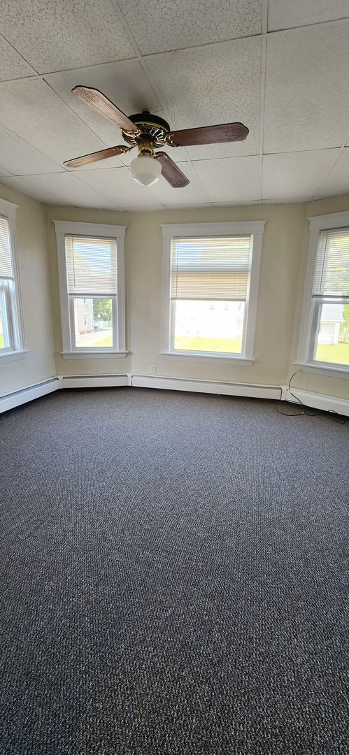 Building Photo - 436 School St