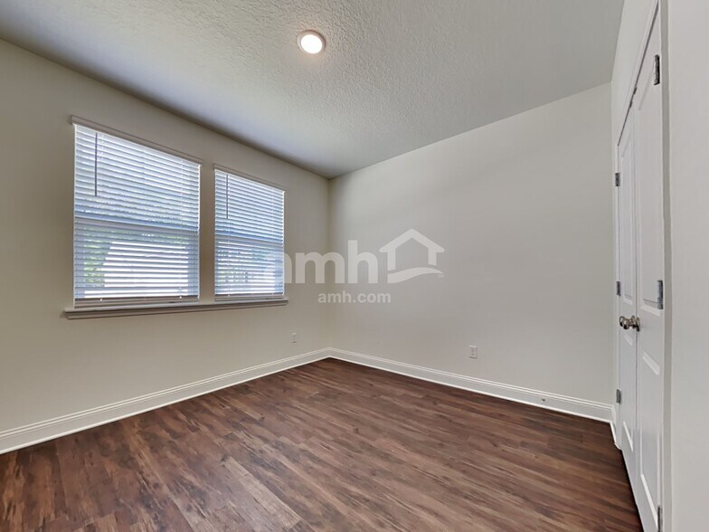Building Photo - 12637 Percy Ln