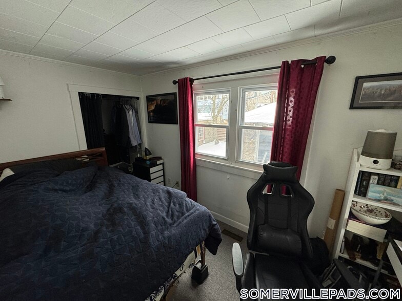 Building Photo - 11 Burnham St