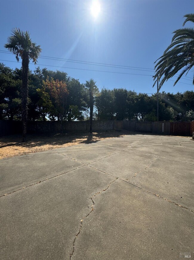 Building Photo - 120 Merrimac Ct