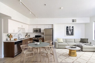 Building Photo - 1801 L Street