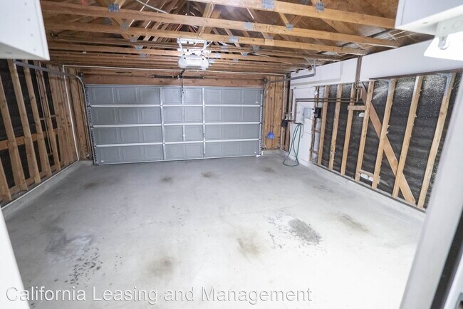 Building Photo - 4 br, 2 bath House - 25840 Webster Place