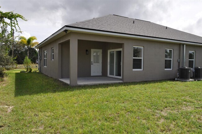 Building Photo - 4123 Mandarin Rd