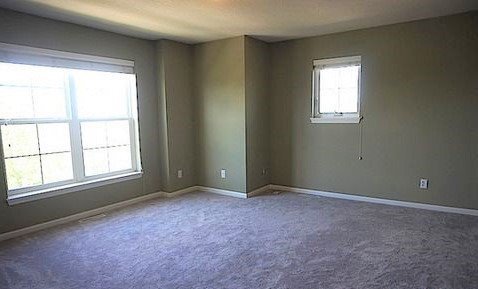 Building Photo - 12201 82nd Ave N