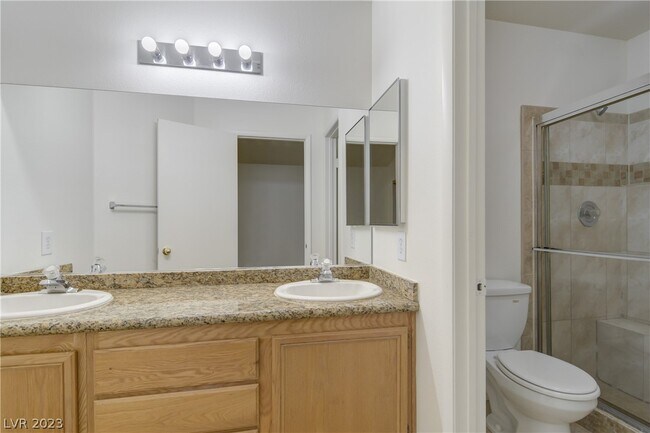 Building Photo - 4017 Hidden Oasis Ct