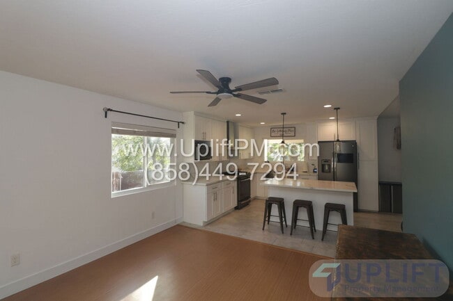 Building Photo - 23357 Glenn Ellen Way