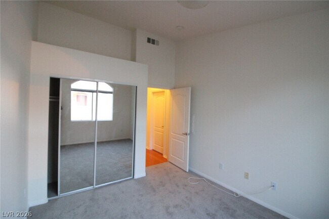 Building Photo - 700 Carnegie St