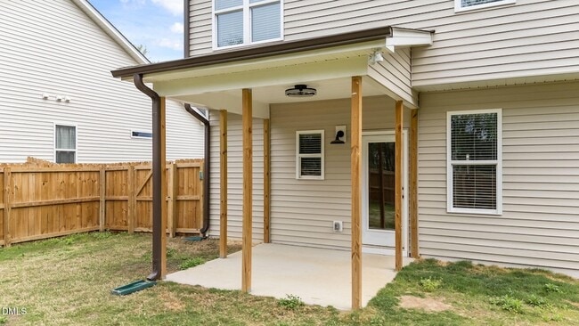 Building Photo - 360 Maidenhair Pl