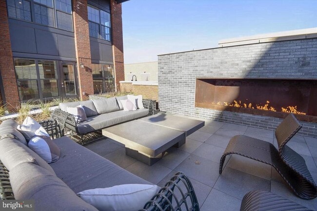 Building Photo - 502 Diamondback Dr