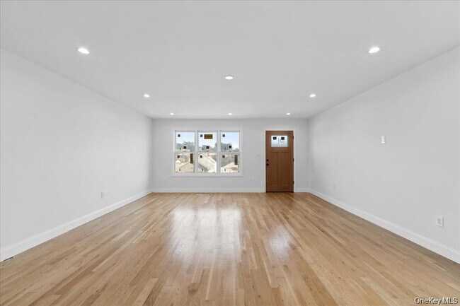 Building Photo - 89 Thurton Pl