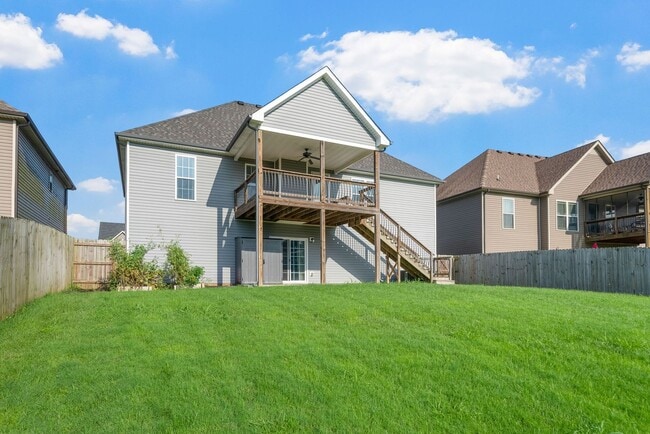 Building Photo - Stunningly Large Home Ready Today!