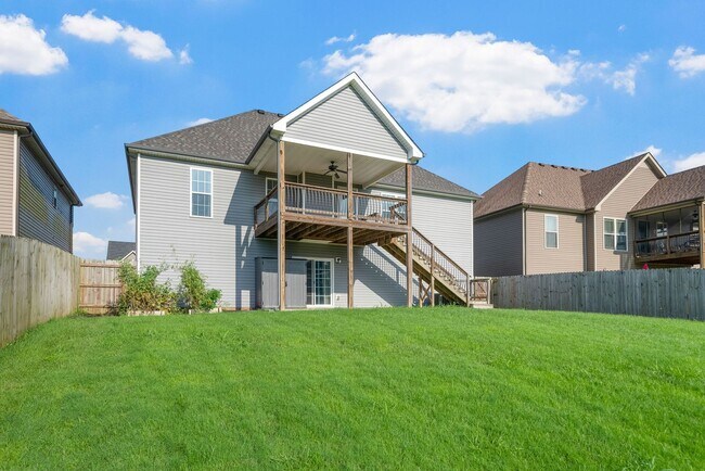 Building Photo - Stunningly Large Home Ready Today with rec...
