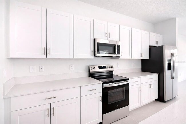 Building Photo - 3396 Lapis Lk Dr