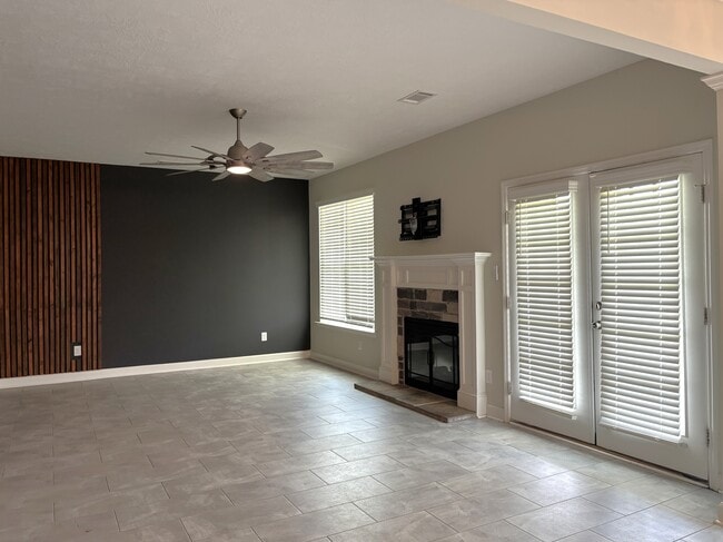 Building Photo - 5277 Copse Dr