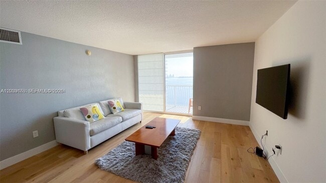 Building Photo - 1200 Brickell Bay Dr