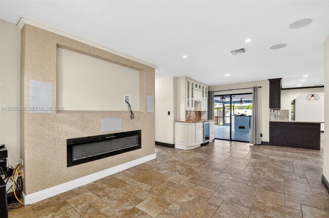 Building Photo - 13808 Geranium Pl