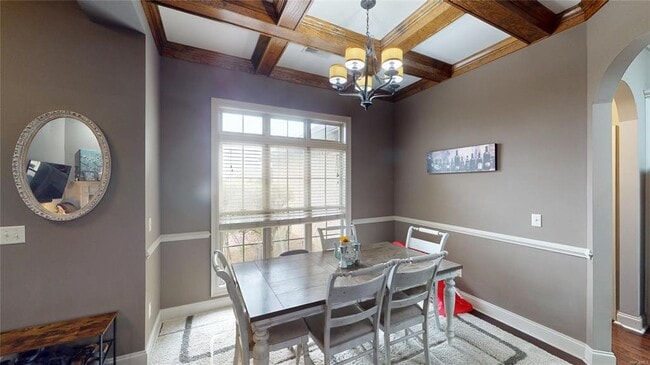 Building Photo - 150 Village Ct