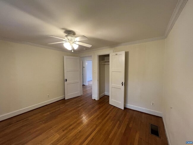 Building Photo - 1302 Crozet Ave