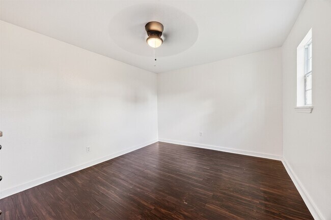 Building Photo - 6603 Conley St