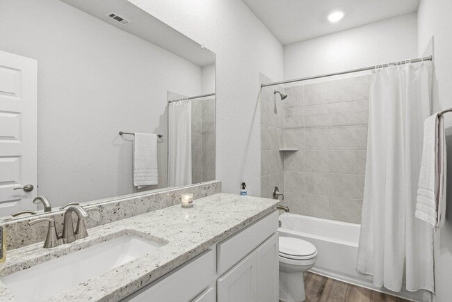 Building Photo - 225 El Capitan Lp