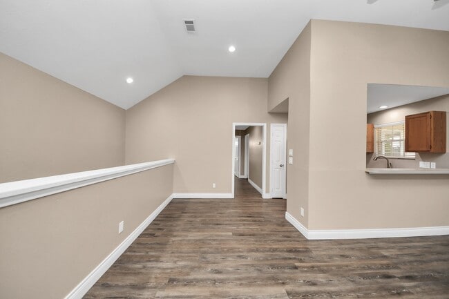 Building Photo - 1163 Lovett St