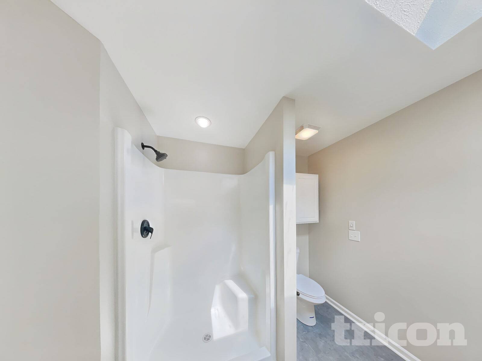 Building Photo - 210 Rollingwood Ct