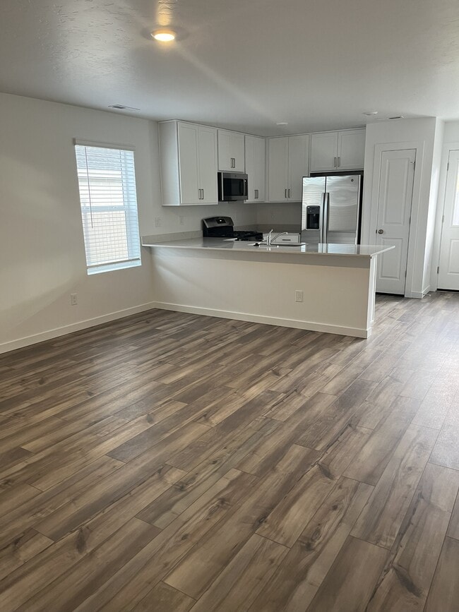 Building Photo - 8577 Wishmore St