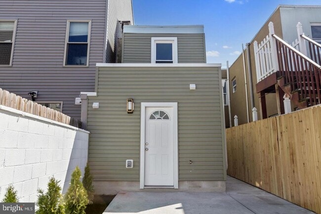 Building Photo - 1226 S 22nd St
