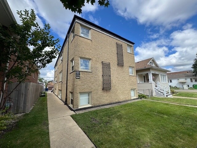 Primary Photo - 2242 73rd Ave