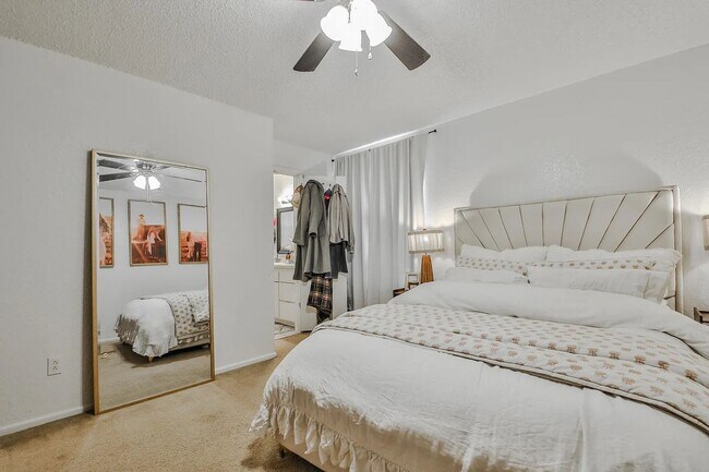 Building Photo - 3 Bedroom 2 bathroom house in Northwest Lu...