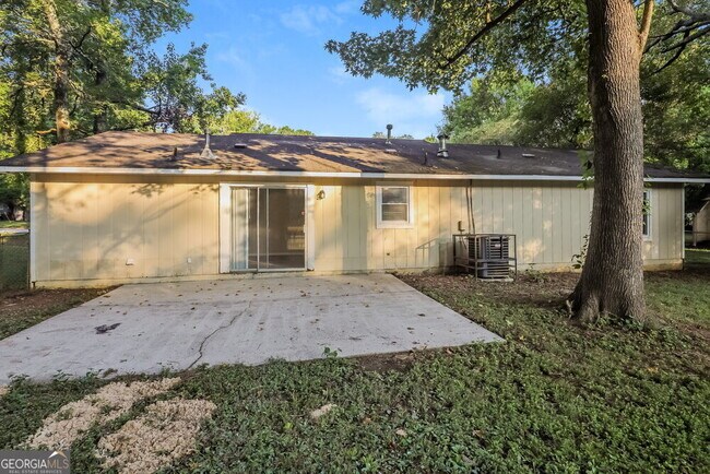 Building Photo - 8974 Sterling Ridge Ln