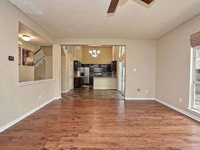 Building Photo - 1207 Chinquapin Ct