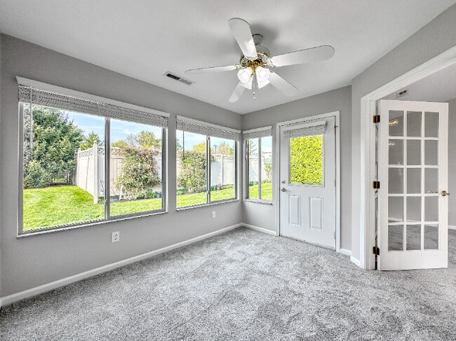 Building Photo - Beautiful 2 Beds 2 Baths Villa in Far South