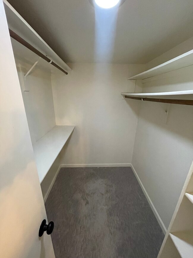 Building Photo - 13816 North 42nd Pl