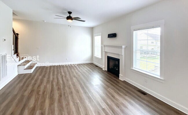 Building Photo - 2823 Kirkman Rd