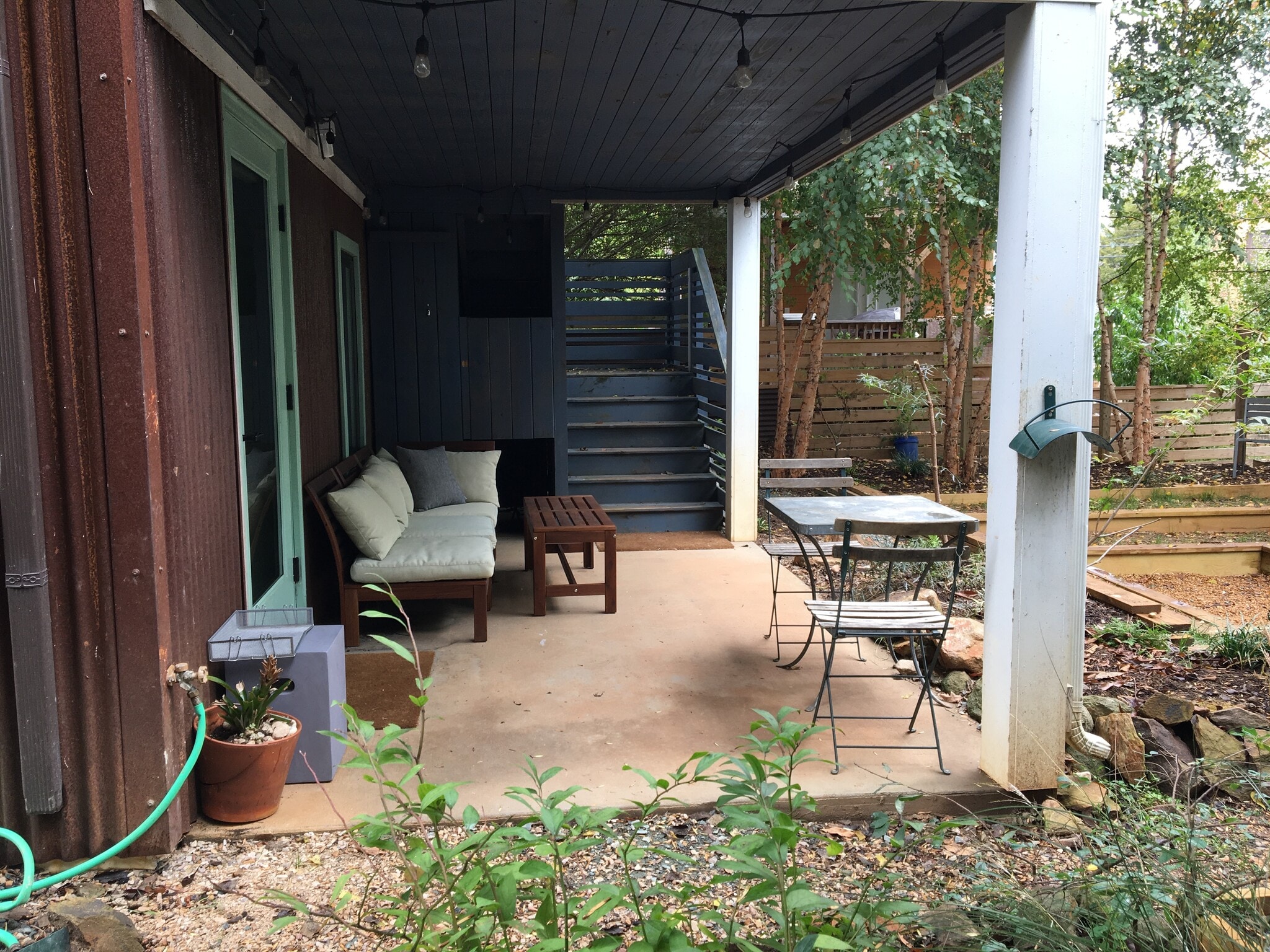 Building Photo - 310 6th Street SW