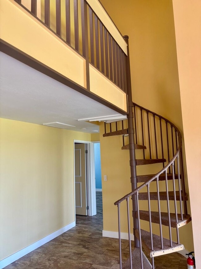 Building Photo - For Rent | 3 bedroom, 3 bath Condo with 1 assigned parking stall in Keauhou Punahele