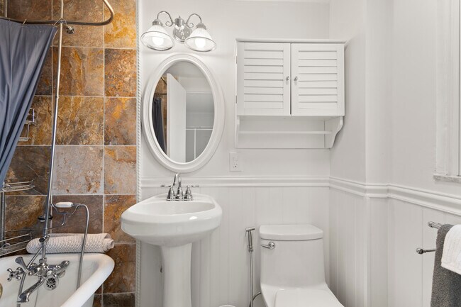 Building Photo - 120 N Ocean Blvd