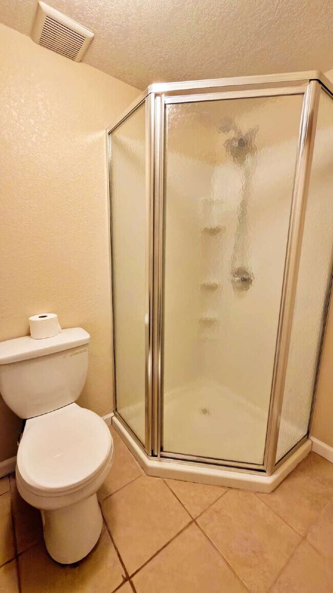 Building Photo - Fantastic 3 Bd 3 Bth + Office in Cherry Creek Schools in Tollgate Crossing!