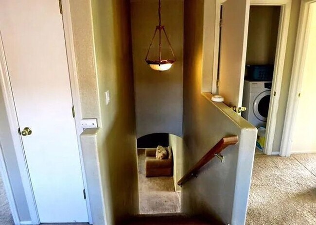 Building Photo - Your Next Home in One of Roseville’s Most Desired Neighborhoods!