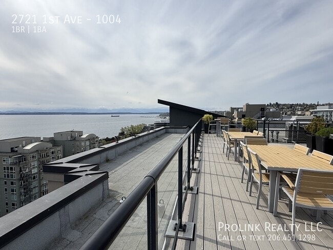 Building Photo - 2721 1st Ave