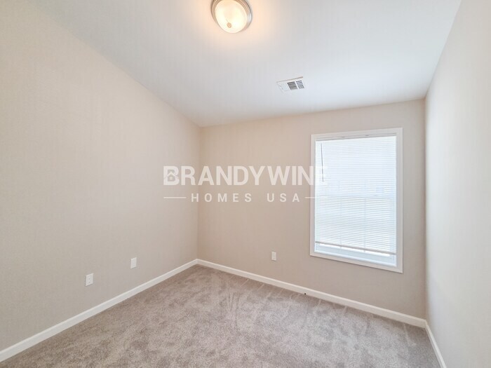 Building Photo - 8590 Webb Rd