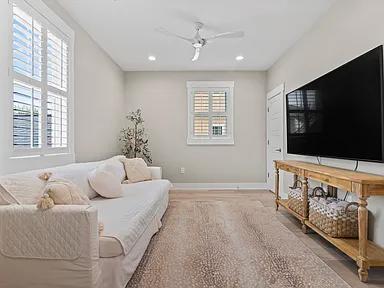 Building Photo - 1100 Whispering Winds Dr