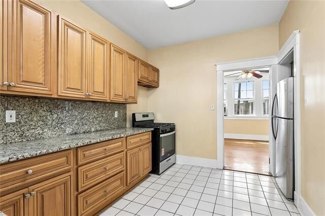 Building Photo - 301 City Park Ave