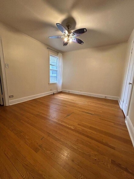 Building Photo - 6332 N Francisco Ave