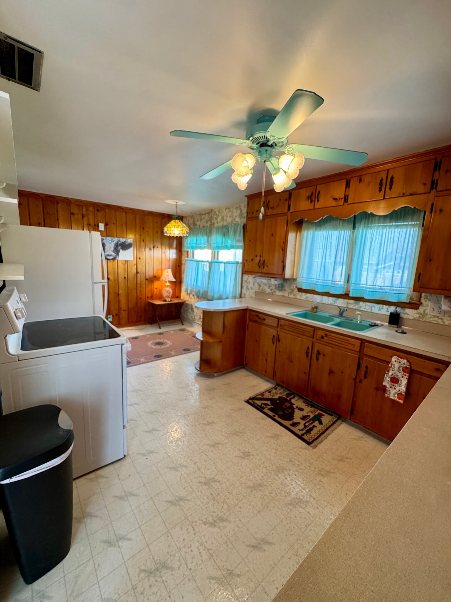 Building Photo - 317 2nd Ave