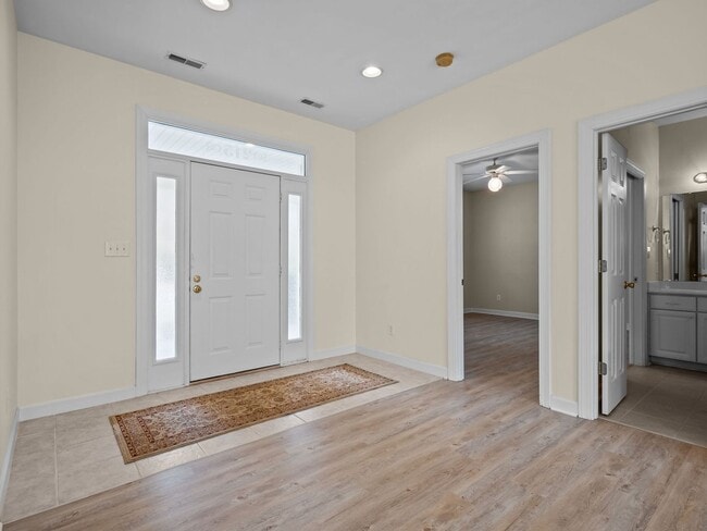 Building Photo - Efficient Brandywine home Available now