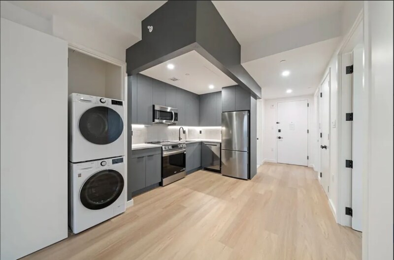 Building Photo - 931 Carroll St